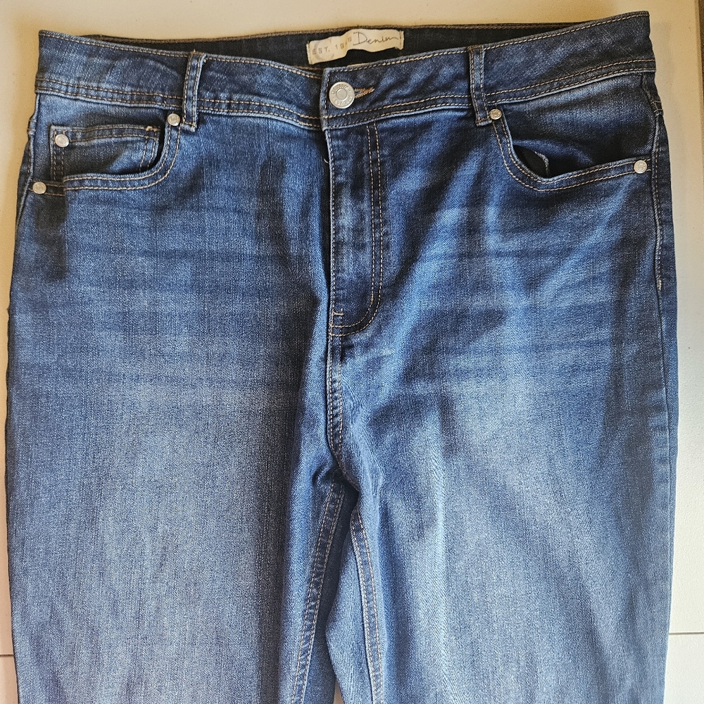 Est. 1946 Denim Women's Size 16 Blue Jeans With Ankle Lace Up - Picture 2 of 11